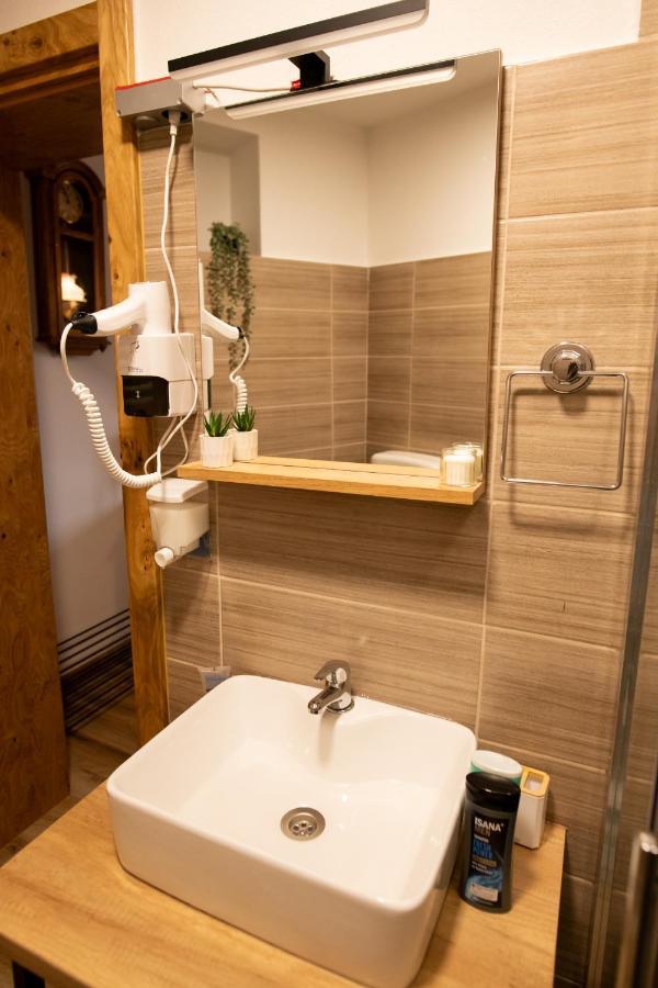 Konak Pleternica Extérieur photo